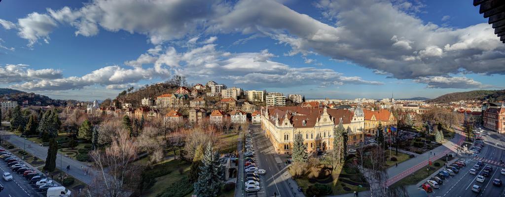 Hotel Capitol Брашов Экстерьер фото